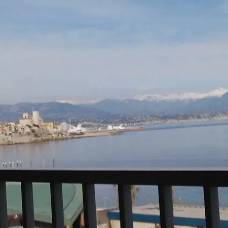 Antibes: A Nest Perched On The Sea!