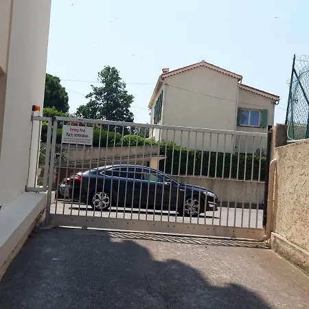 Apartmán Antibes: A Nest Perched On The Sea! Antibes